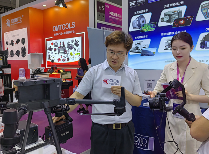 【創(chuàng)新產(chǎn)品展】雙利合譜亮相CIOE光博會(huì)，探索高光譜新領(lǐng)域